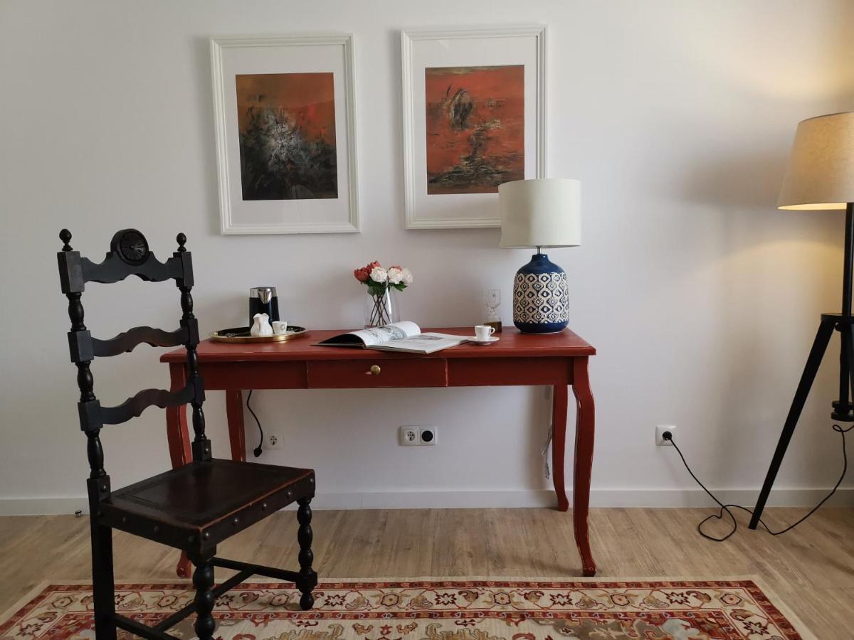 Vogue 23 Boutique Hotel In Cascais Esterno foto